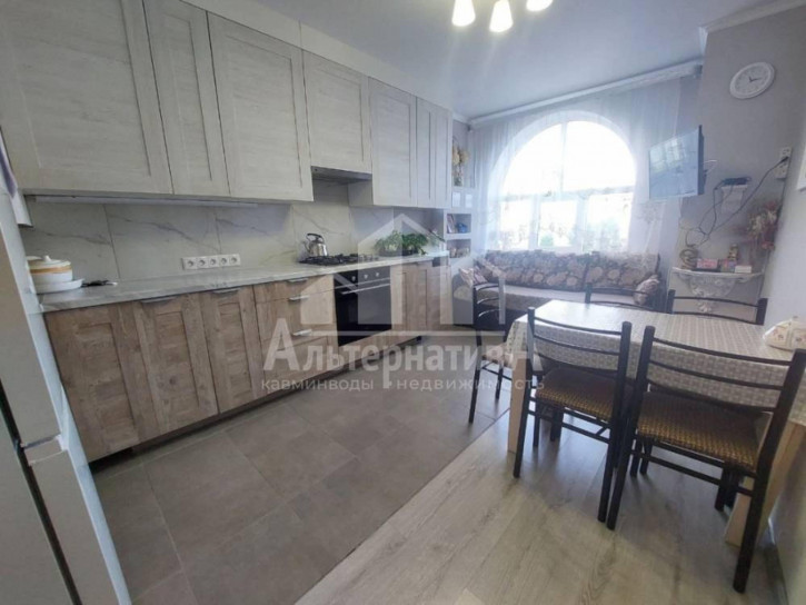 2-комн квартира Кутузова ул.