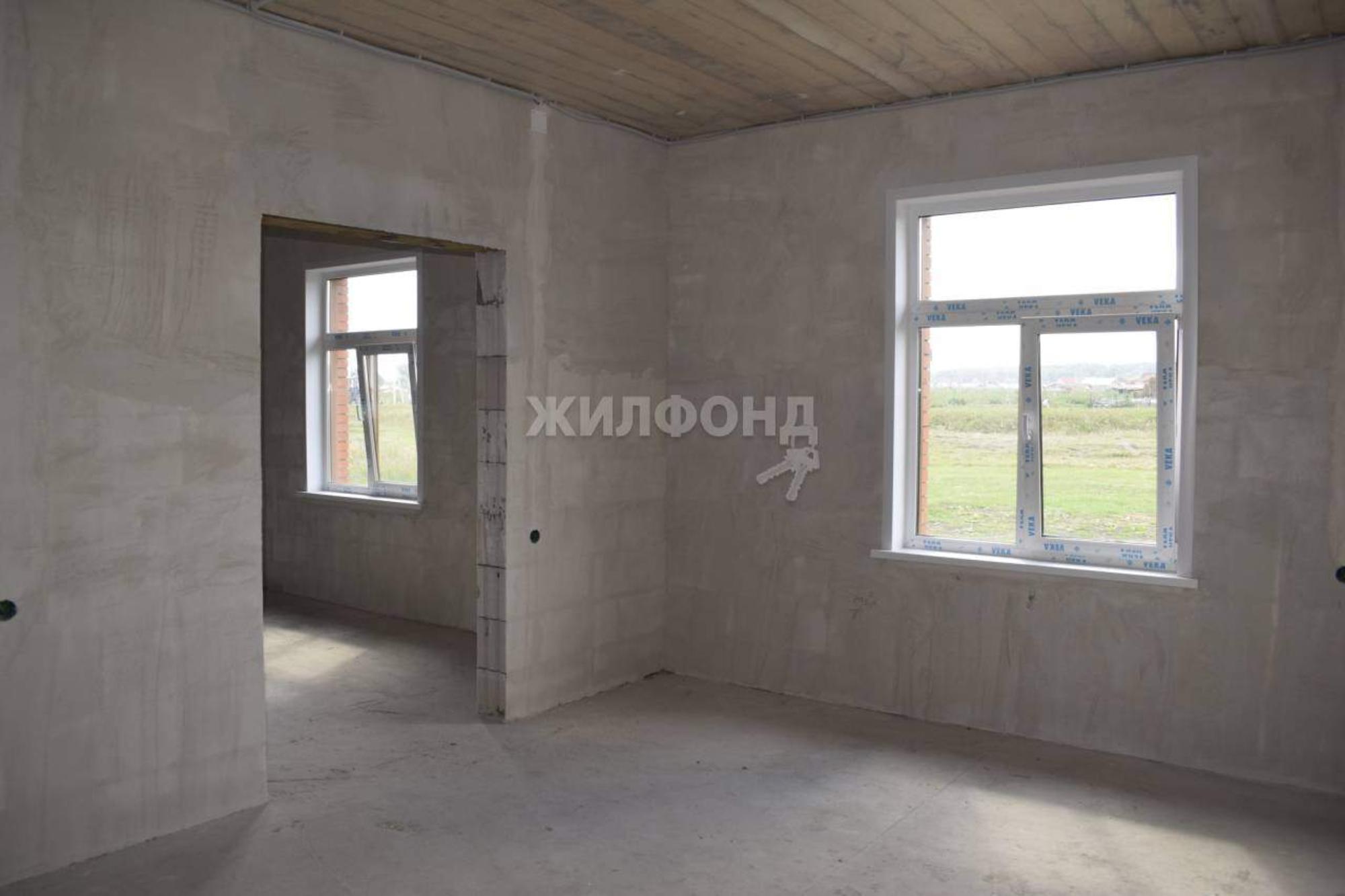 Купить дачу, дом, коттедж за 4 900 000 рублей на деревня Алексеевка