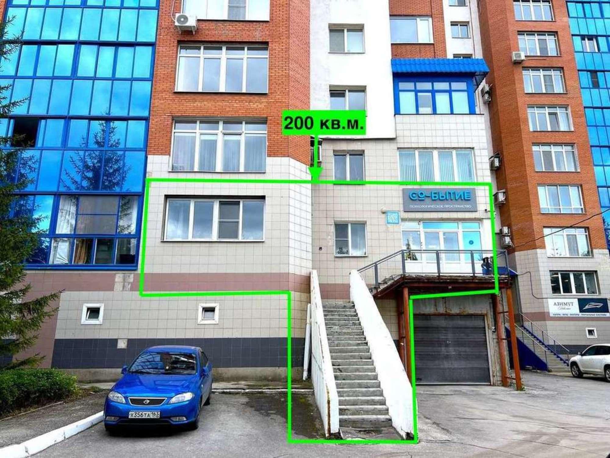 Купить помещение свободного назначения за 20 000 000 рублей на Лейтенанта Шмидта улица, 1к1