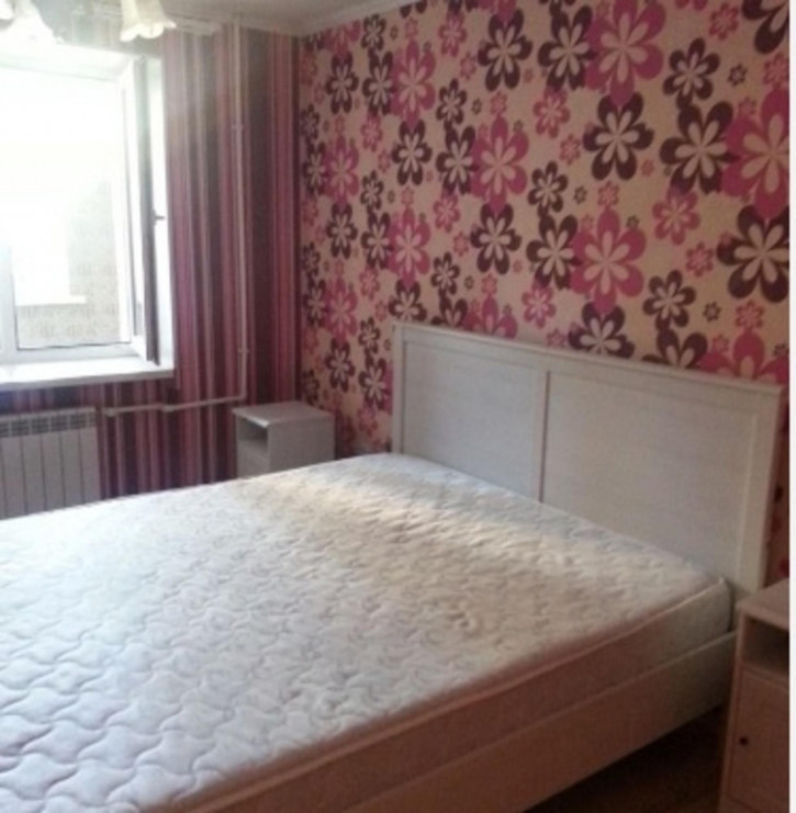 2-комн квартира Дзержинского улица, 24А