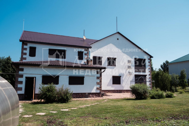 Коттедж/дом Листвянская улица