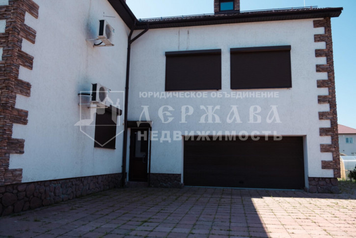 Коттедж/дом Листвянская улица