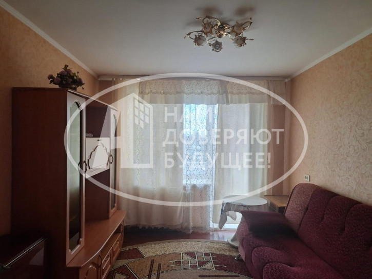 2-комн квартира Коммунистическая улица, 35
