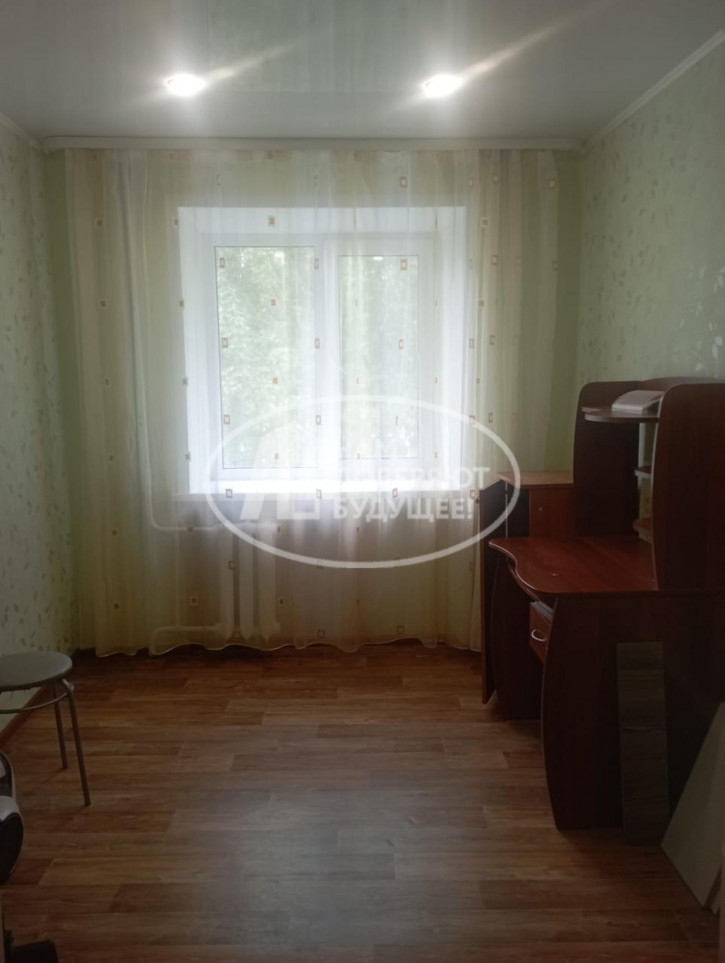 3-комн квартира Октябрьский проспект, 6