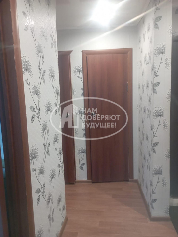3-комн квартира Октябрьский проспект, 6