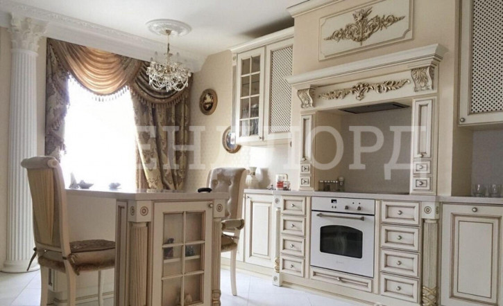 2-комн квартира улица Суворова, 23