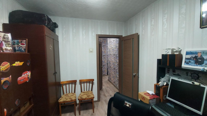 4-комн квартира Мичурина ул., 48