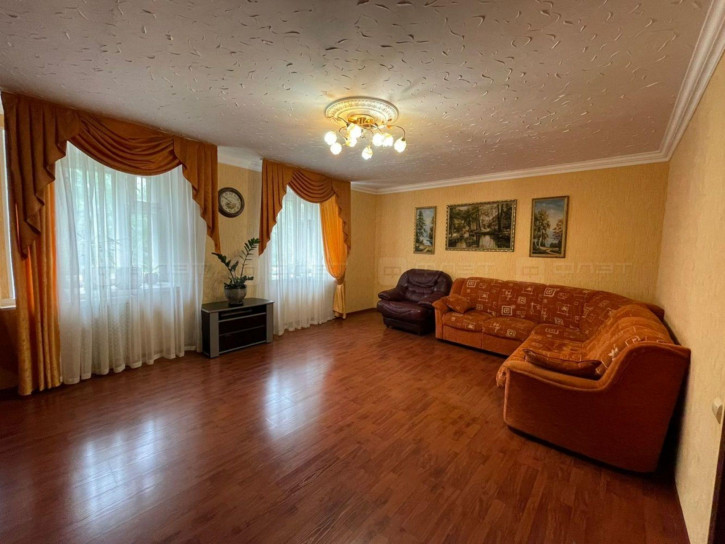 3-комн квартира ул. Юлиуса Фучика, дом 82 3-комн квартира ул. Юлиуса Фучика, дом 82