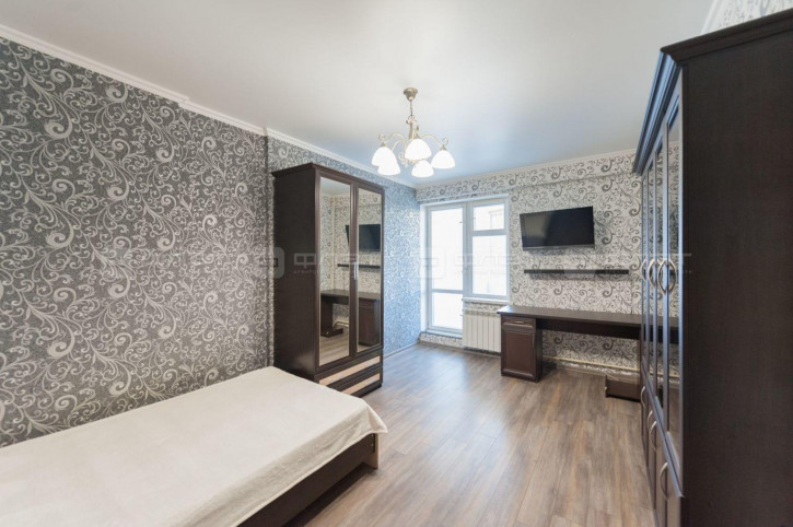 3-комн квартира ул. Курашова, дом 20