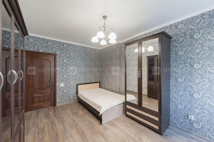 3-комн квартира ул. Курашова, дом 20