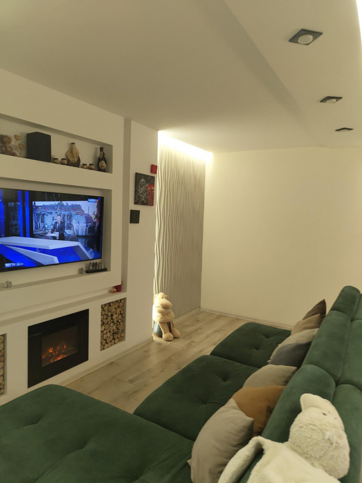 3-комн квартира 45 стрелковой дивизии ул., 247и 3-комн квартира 45 стрелковой дивизии ул., 247и