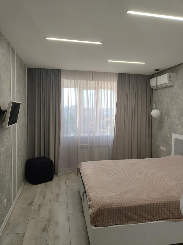 3-комн квартира 45 стрелковой дивизии ул., 247и 3-комн квартира 45 стрелковой дивизии ул., 247и