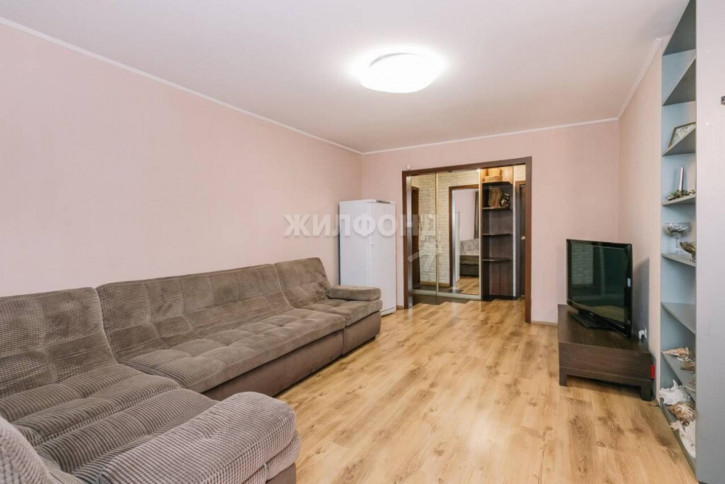 3-комн квартира рабочий посёлок Краснообск