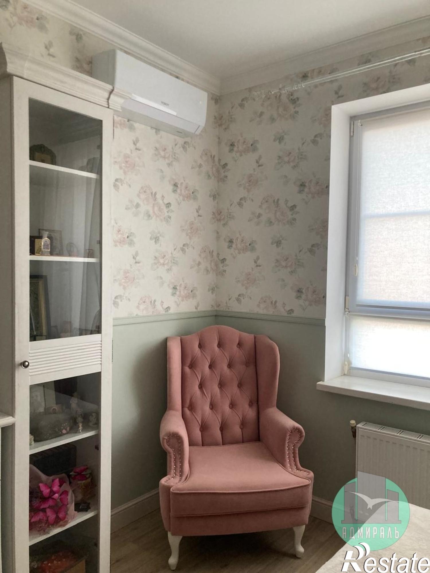 Продажа 2-комн квартиры муниципальное образование Новороссийск,Бориса Пупко улица