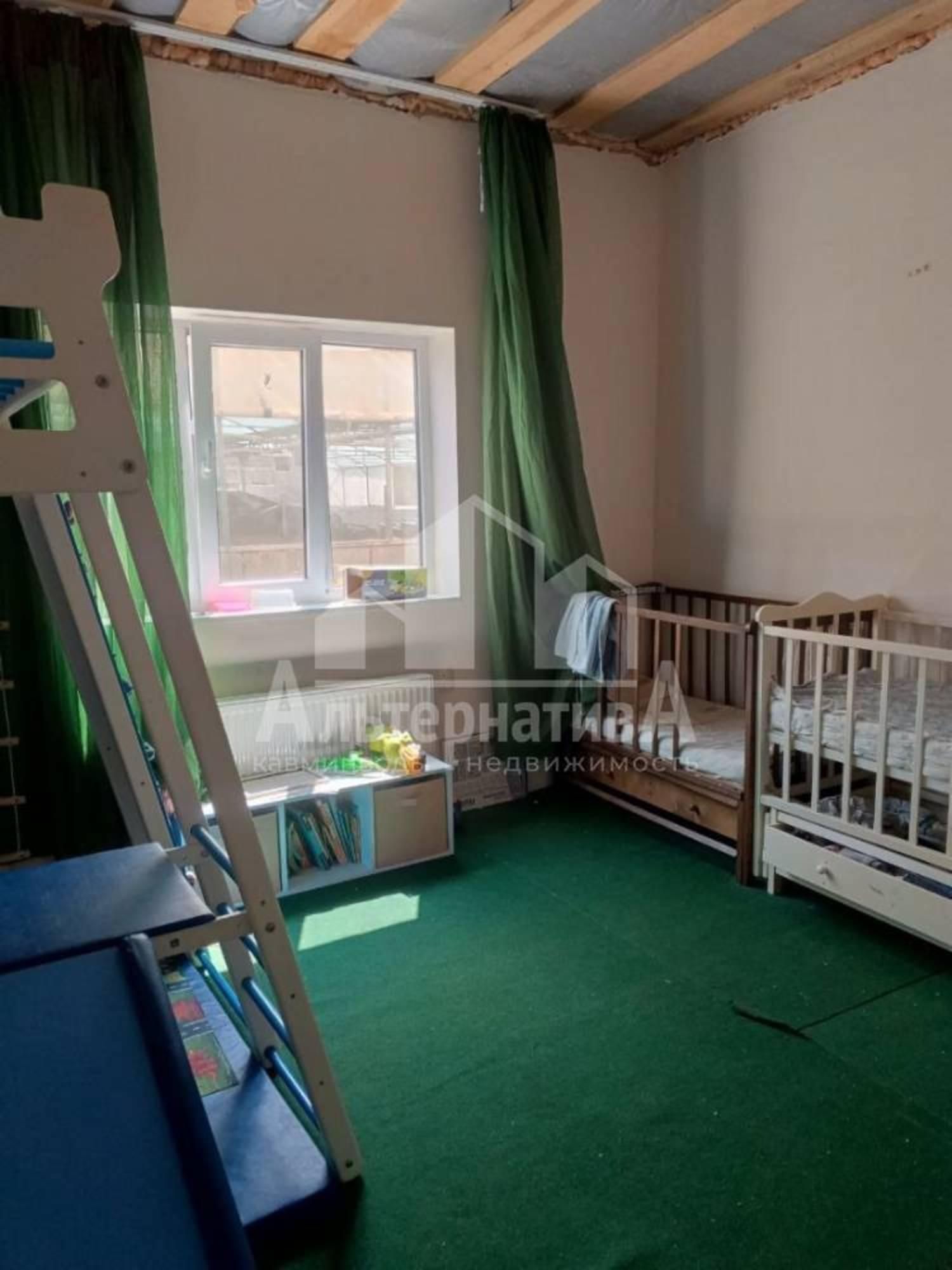 Купить дачу, дом, коттедж за 15 500 000 рублей на Гагарина ул.