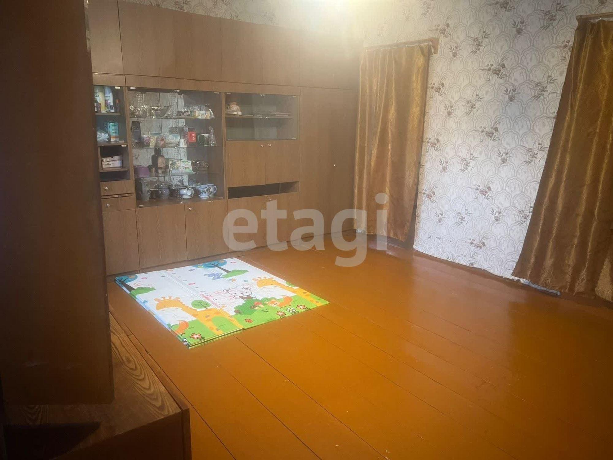 Купить дачу, дом, коттедж за 2 200 000 рублей на Заводская улица