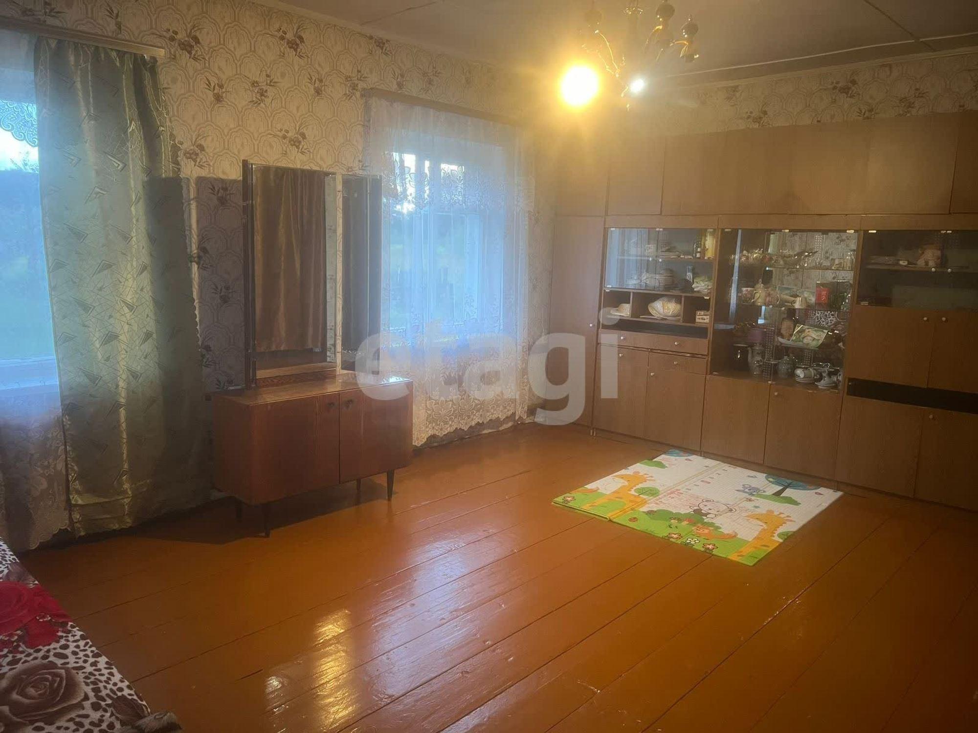 Купить дачу, дом, коттедж за 2 200 000 рублей на Заводская улица