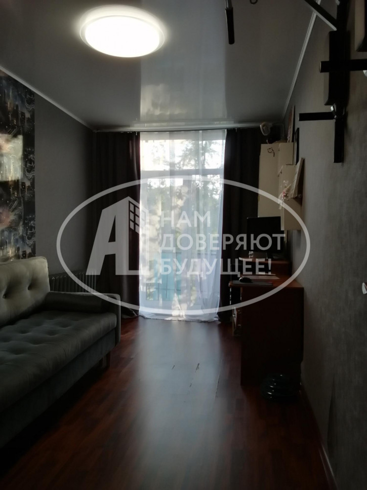 2-комн квартира улица Дзержинского, 4