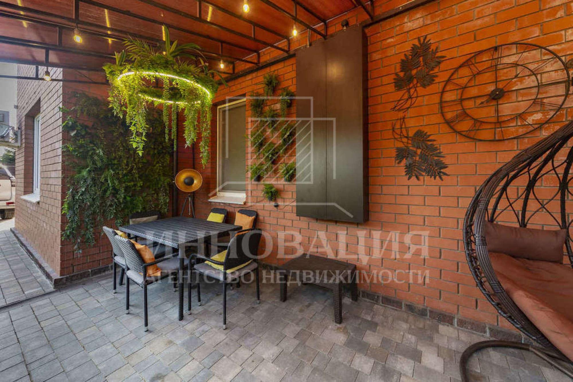 Купить дачу, дом, коттедж за 40 000 000 рублей на Травяная улица, 26а