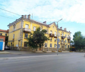 2-комн, 57кв м, этаж 1/3 Фрунзе улица, 25