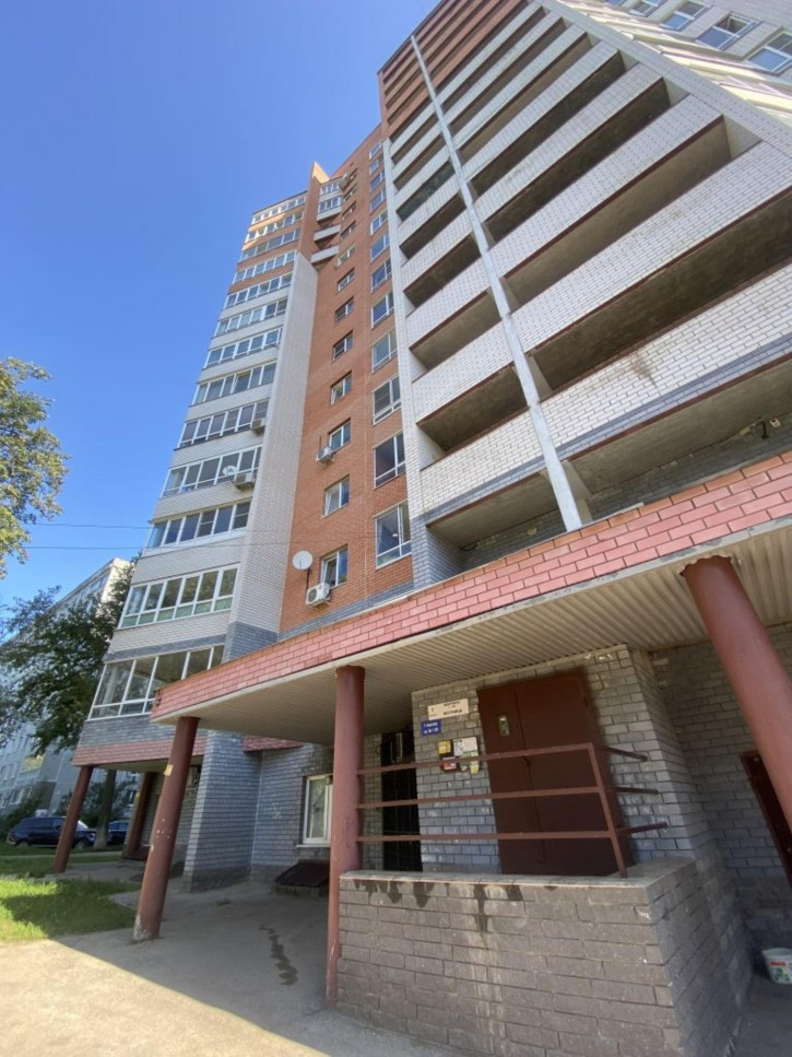 2-комн квартира Бонч-Бруевича ул, 8а