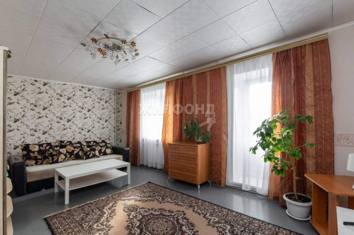 4-комн квартира Комсомольская улица, д.35