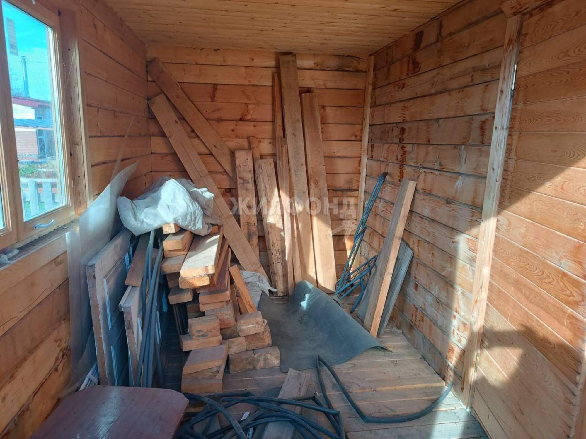 Купить дачу, дом, коттедж за 630 000 рублей на Виноградная ул.