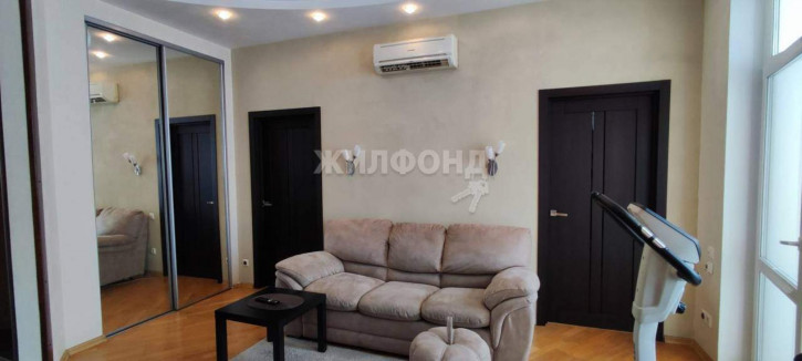 3-комн квартира Кирова улица, д.37 3-комн квартира Кирова улица, д.37