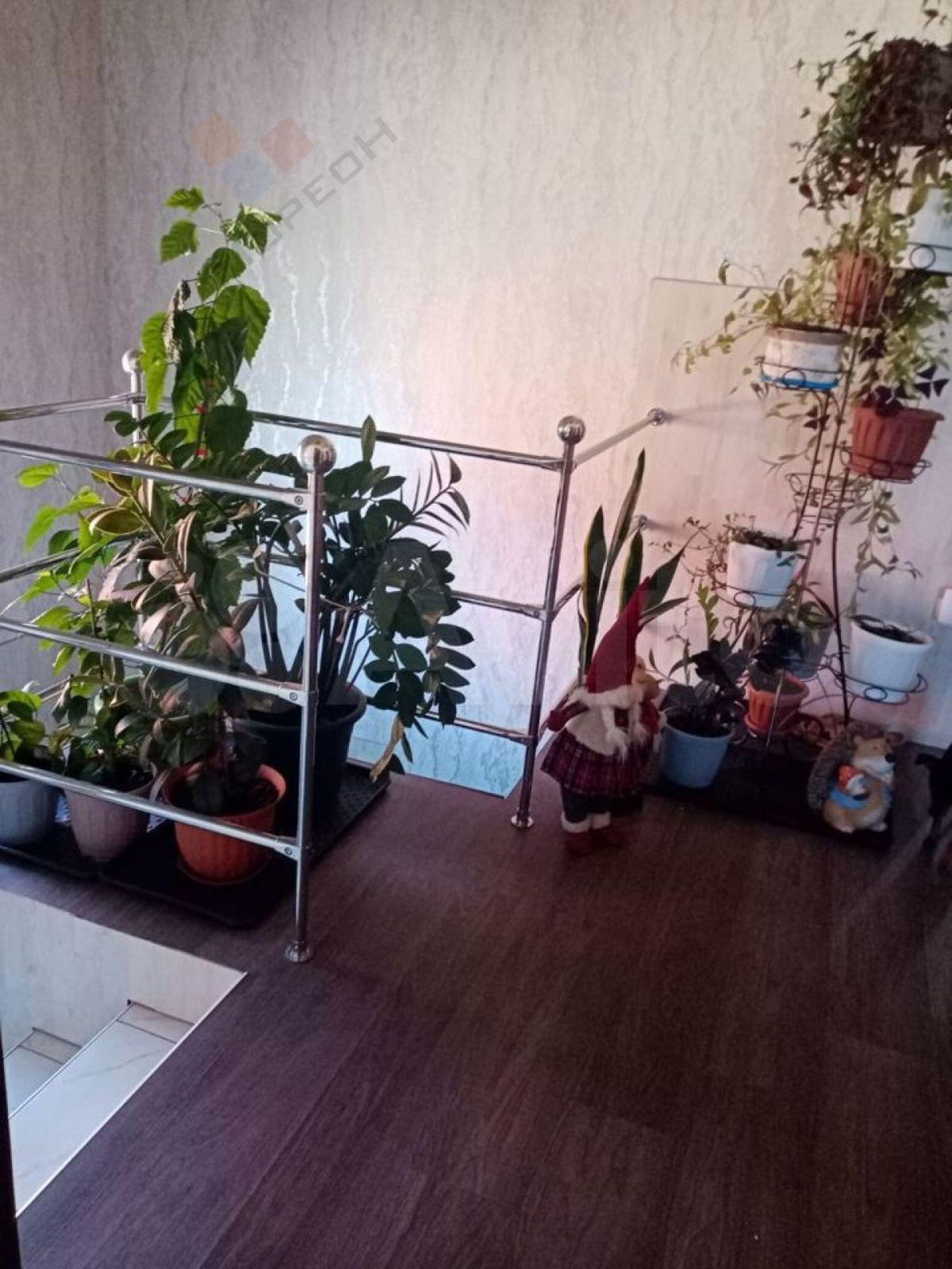 Купить дачу, дом, коттедж за 8 900 000 рублей на Крайняя ул, 15