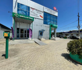 помещение 493.9 кв м Комарова ул, 1