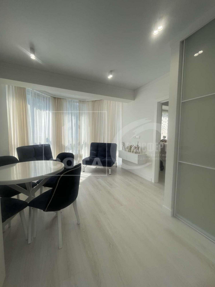 2-комн квартира Короленко улица, 5 2-комн квартира Короленко улица, 5