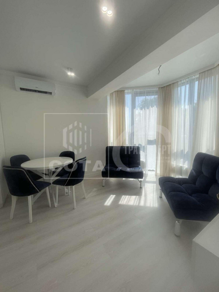 2-комн квартира Короленко улица, 5 2-комн квартира Короленко улица, 5