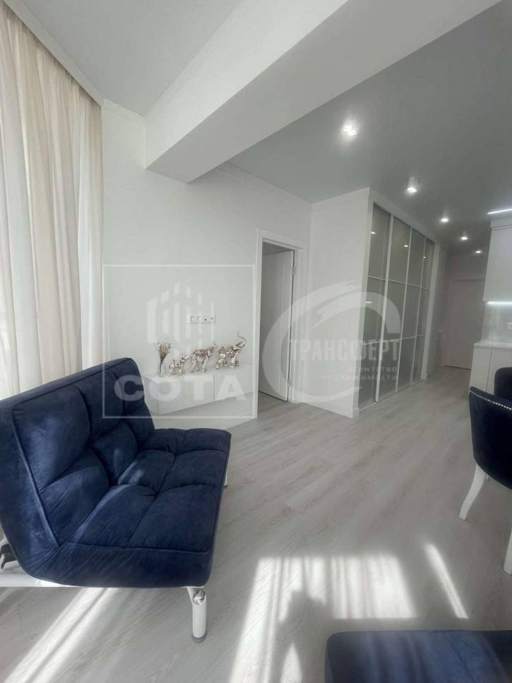 2-комн квартира Короленко улица, 5 2-комн квартира Короленко улица, 5