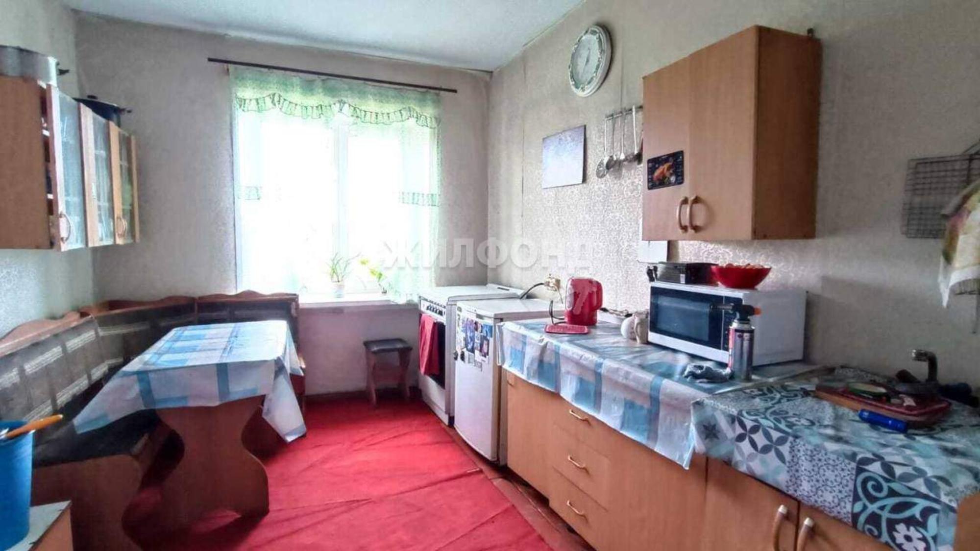 Купить дачу, дом, коттедж за 3 600 000 рублей на Молодежная улица
