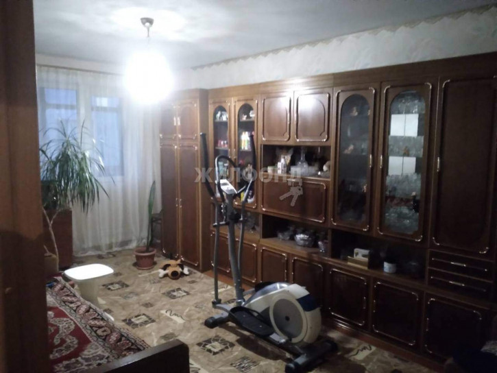 3-комн квартира Южный микрорайон, д.7