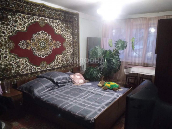 3-комн квартира Южный микрорайон, д.7