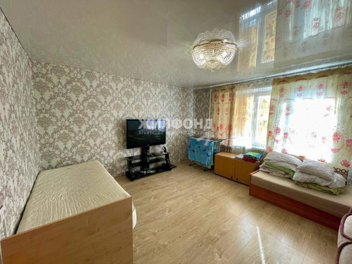 3-комн квартира Лауреатов улица, д.51