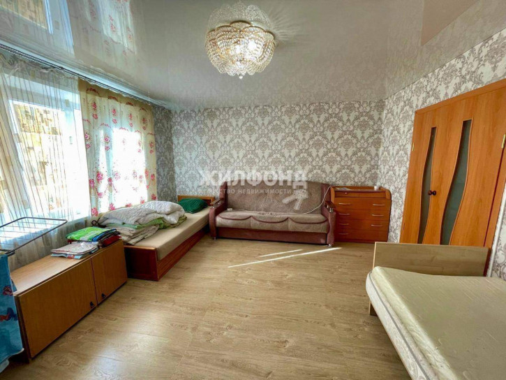 3-комн квартира Лауреатов улица, д.51