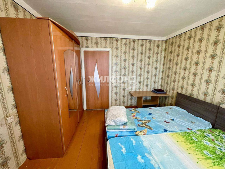 3-комн квартира Лауреатов улица, д.51