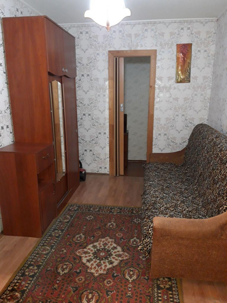 2-комн квартира Войкова ул