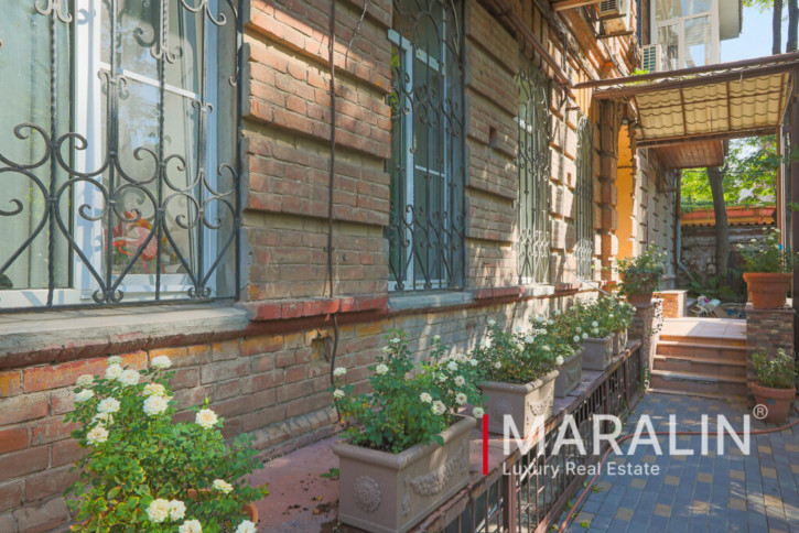 5-комн квартира Пушкинская, 81