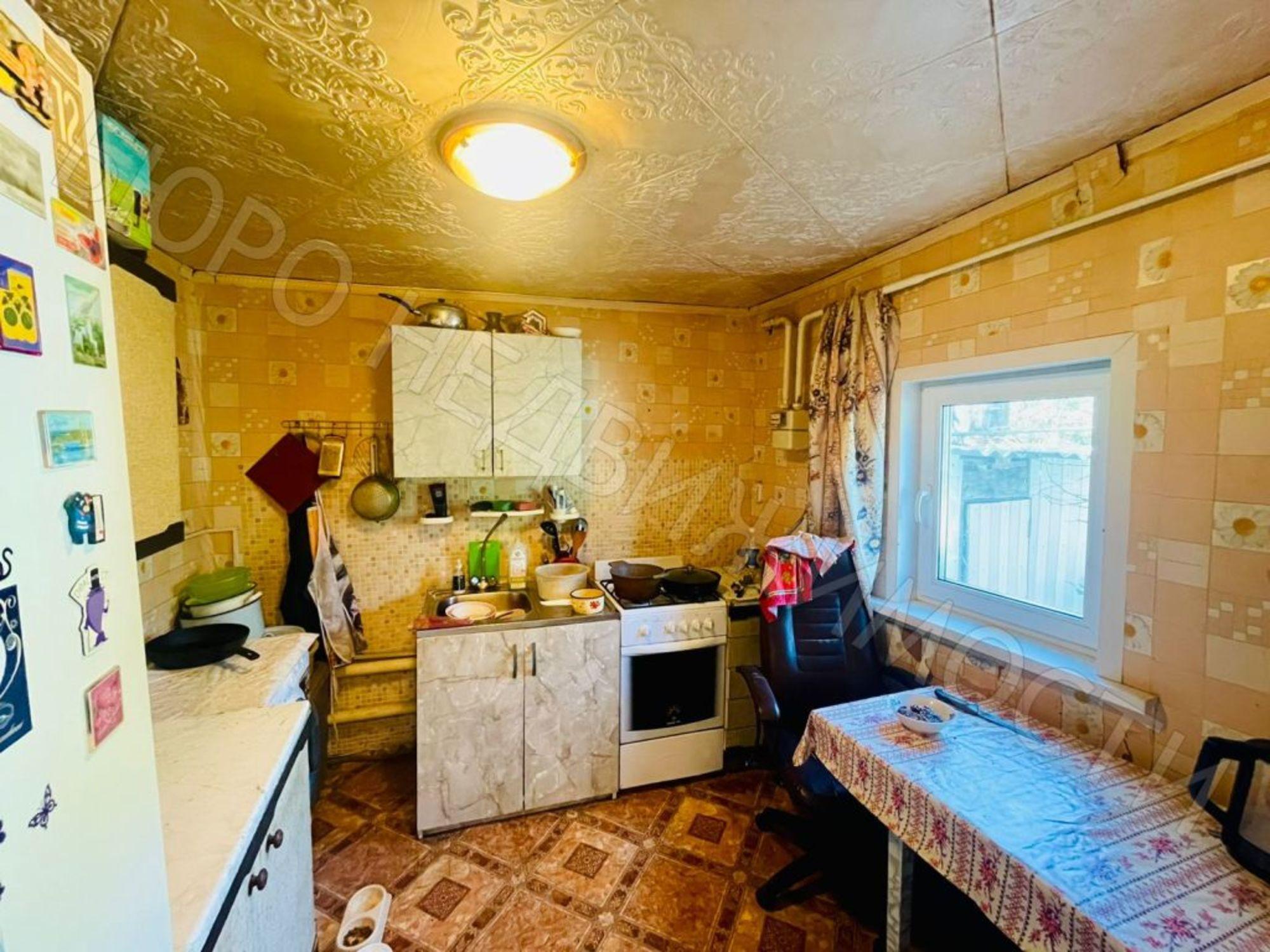 Купить дачу, дом, коттедж за 1 000 000 рублей на Полевая 2-я ул, 17