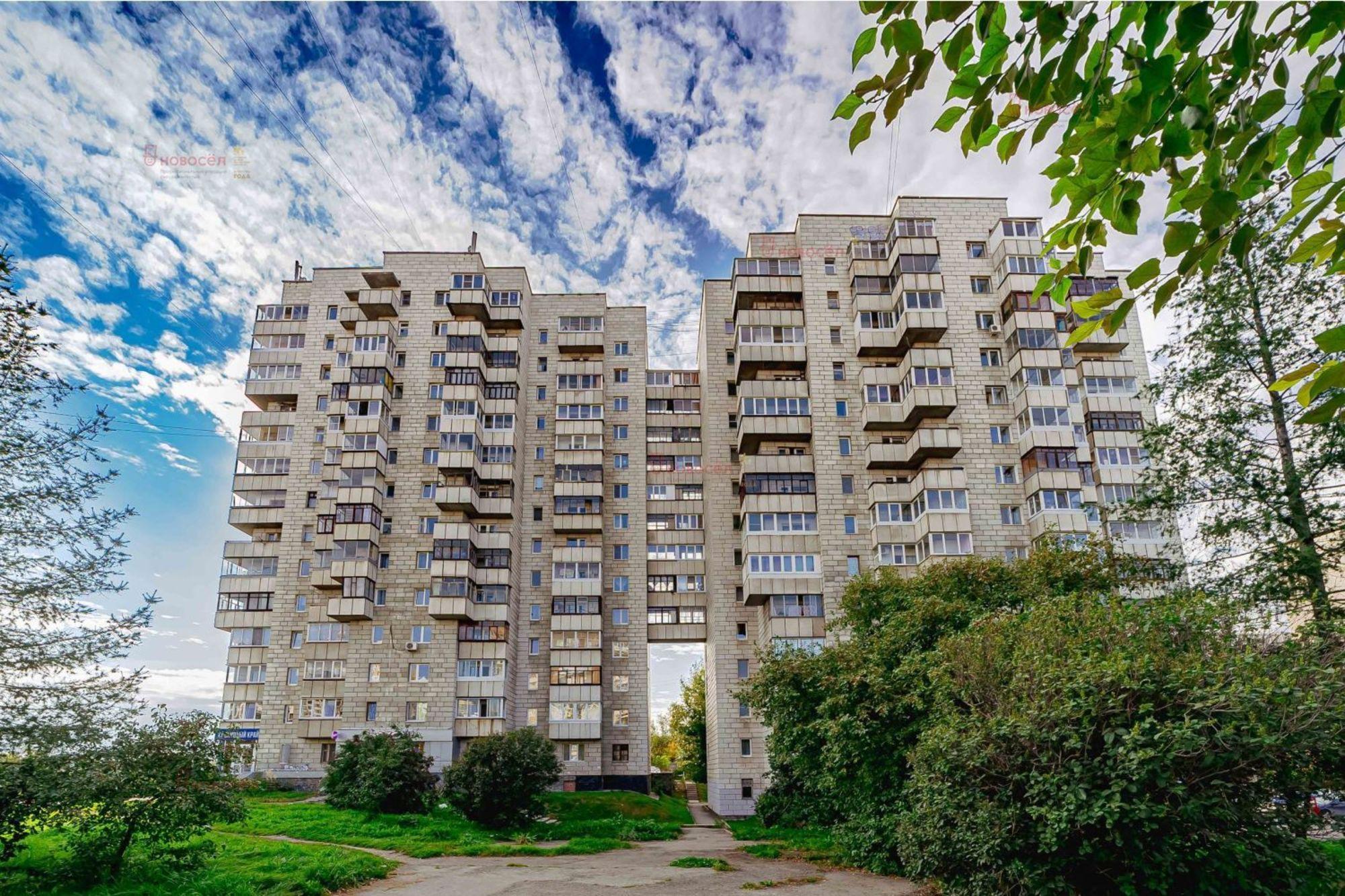 Купить квартиру за 8 299 000 рублей на Викулова 48