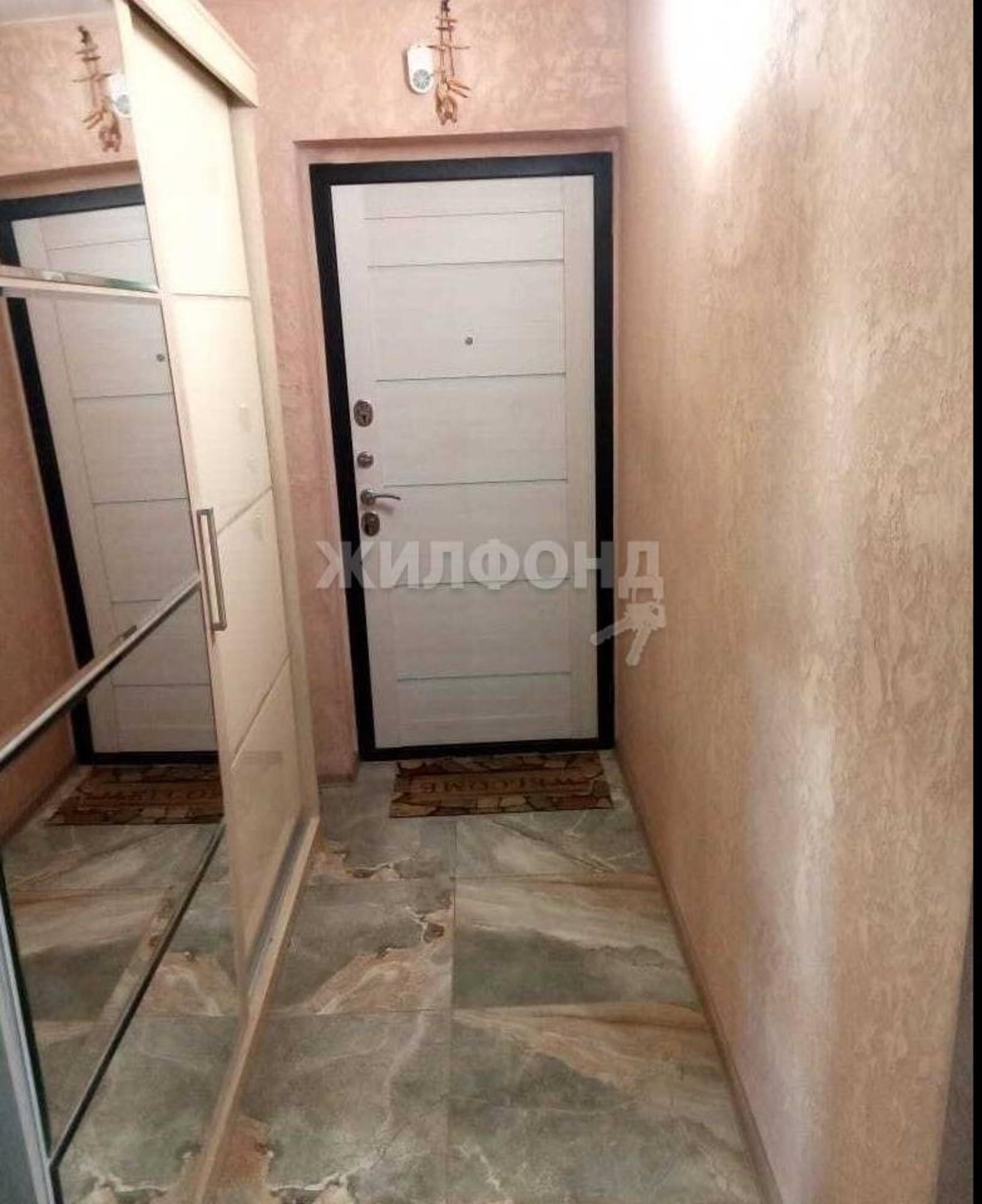 Купить квартиру за 4 500 000 рублей на Сибиряков-Гвардейцев, 62/3