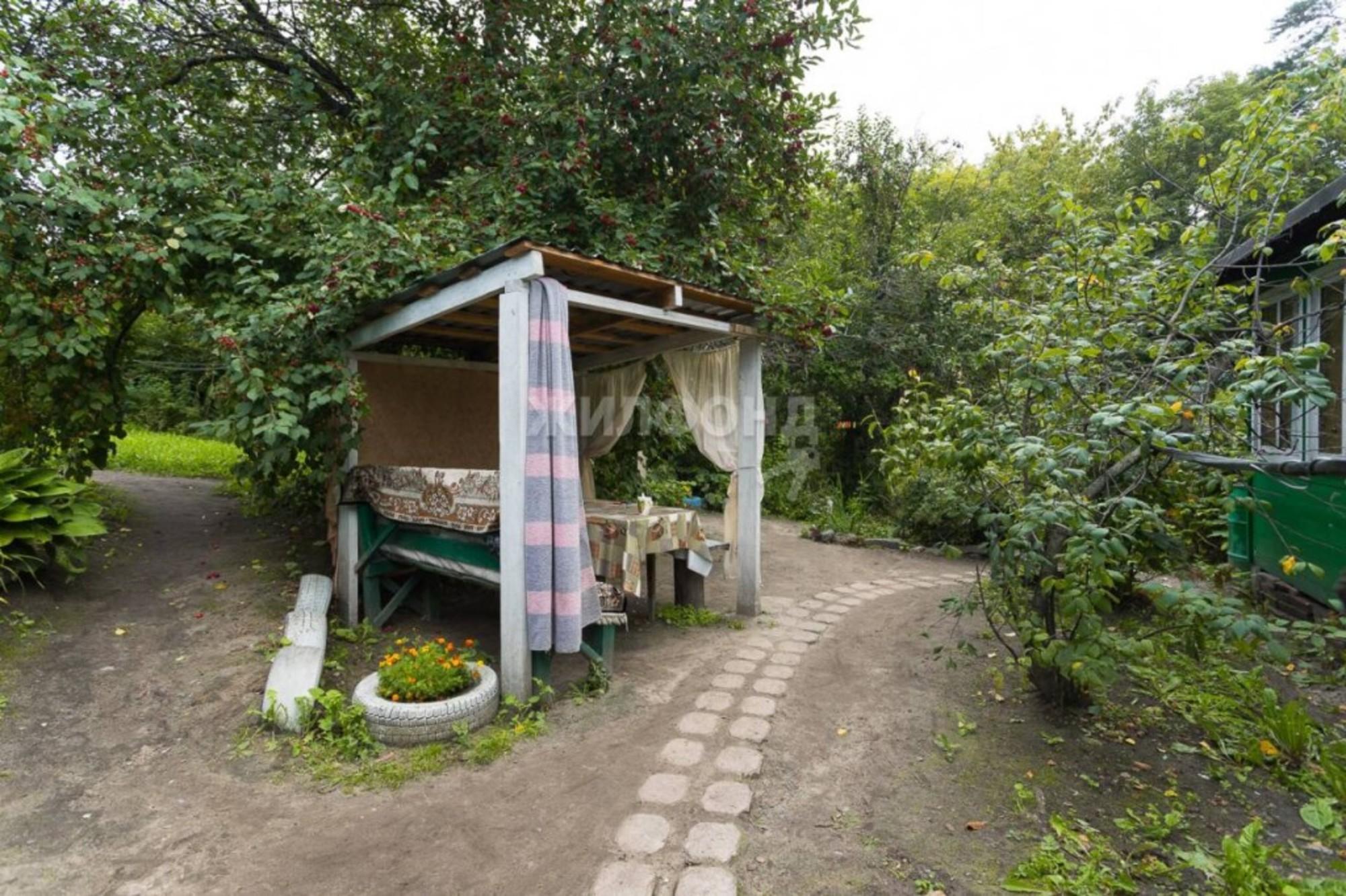 Купить дачу, дом, коттедж за 3 350 000 рублей на Бердск