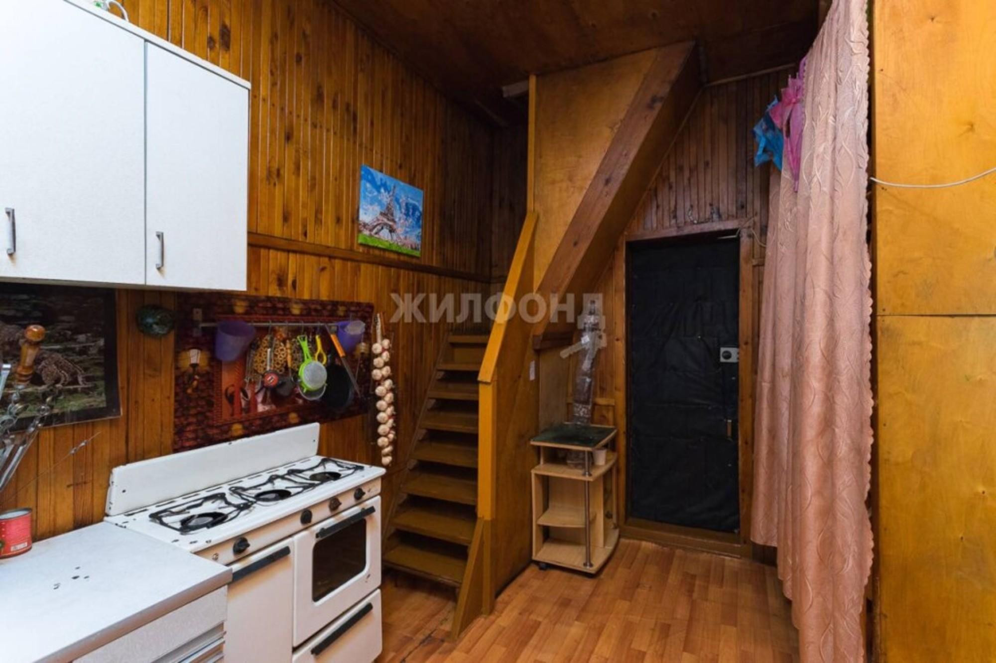 Купить дачу, дом, коттедж за 3 350 000 рублей на Бердск