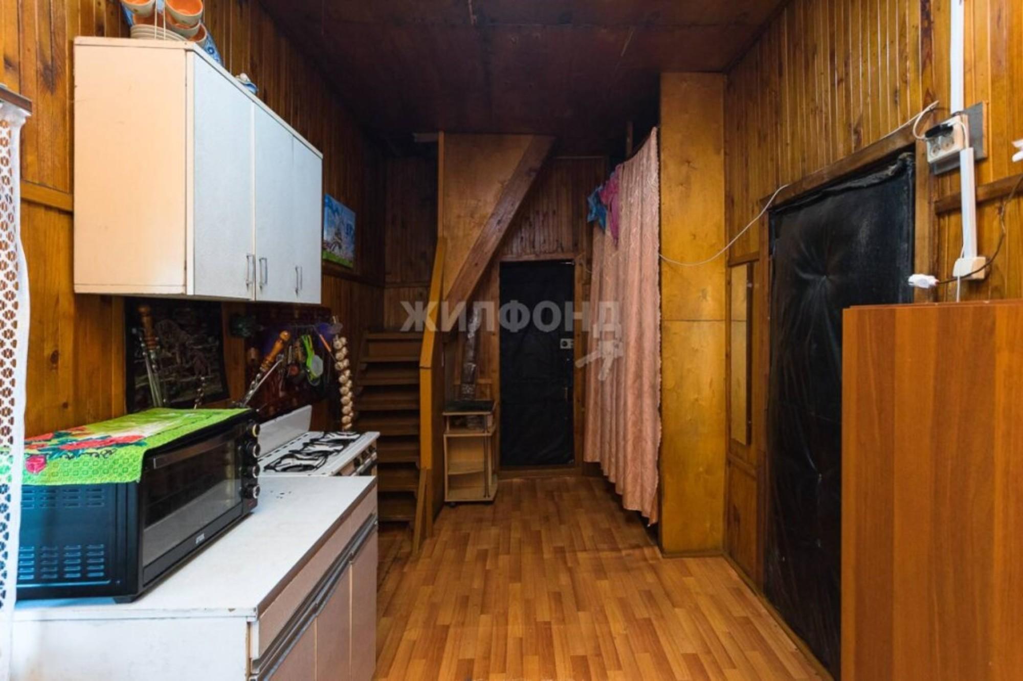 Купить дачу, дом, коттедж за 3 350 000 рублей на Бердск