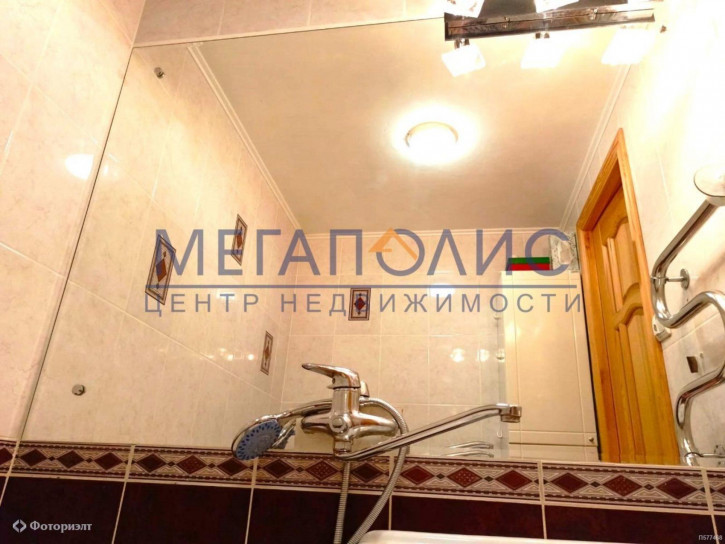 3-комн квартира Братьев Захаровых ул, 14