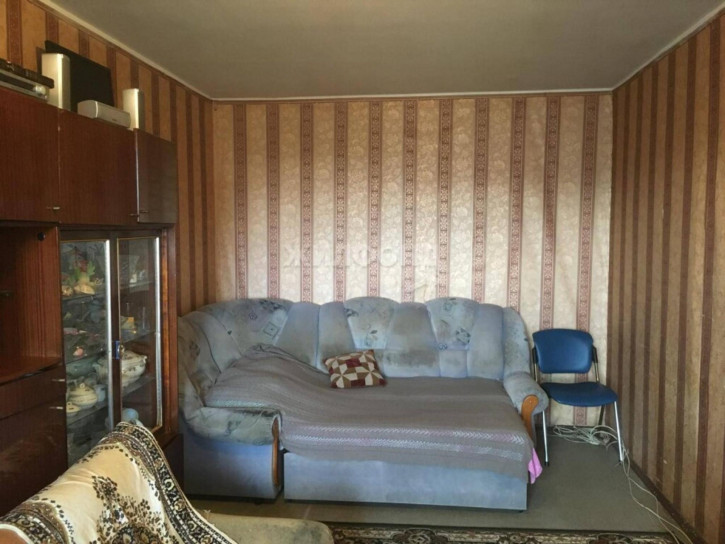 3-комн квартира Петухова, 122