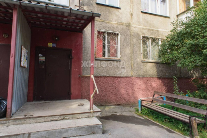 4-комн квартира Линейная, 33/2